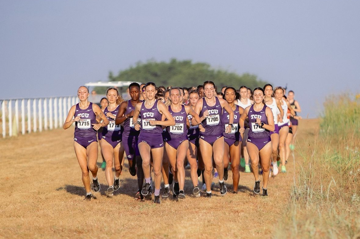 The TCU women’s cross country team leads the pack at the UTA Gerald Richey Invitational in Arlington, TX, Saturday, Sept. 7, 2024. (Credit: @tcu_track_xc on Instagram)